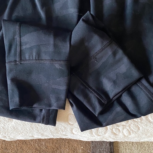 Vuori Daily Leggings - Picture 6 of 13